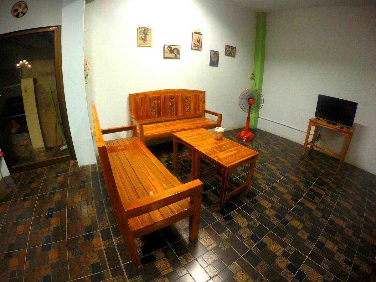 My Home Hostel Sukhothai เมืองเก่า ภายนอก รูปภาพ