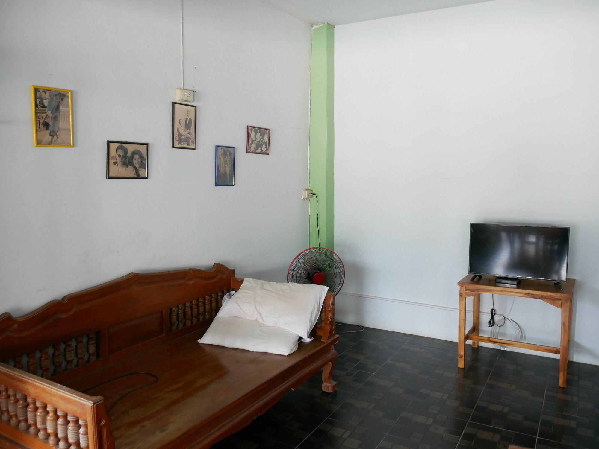 My Home Hostel Sukhothai เมืองเก่า ภายนอก รูปภาพ