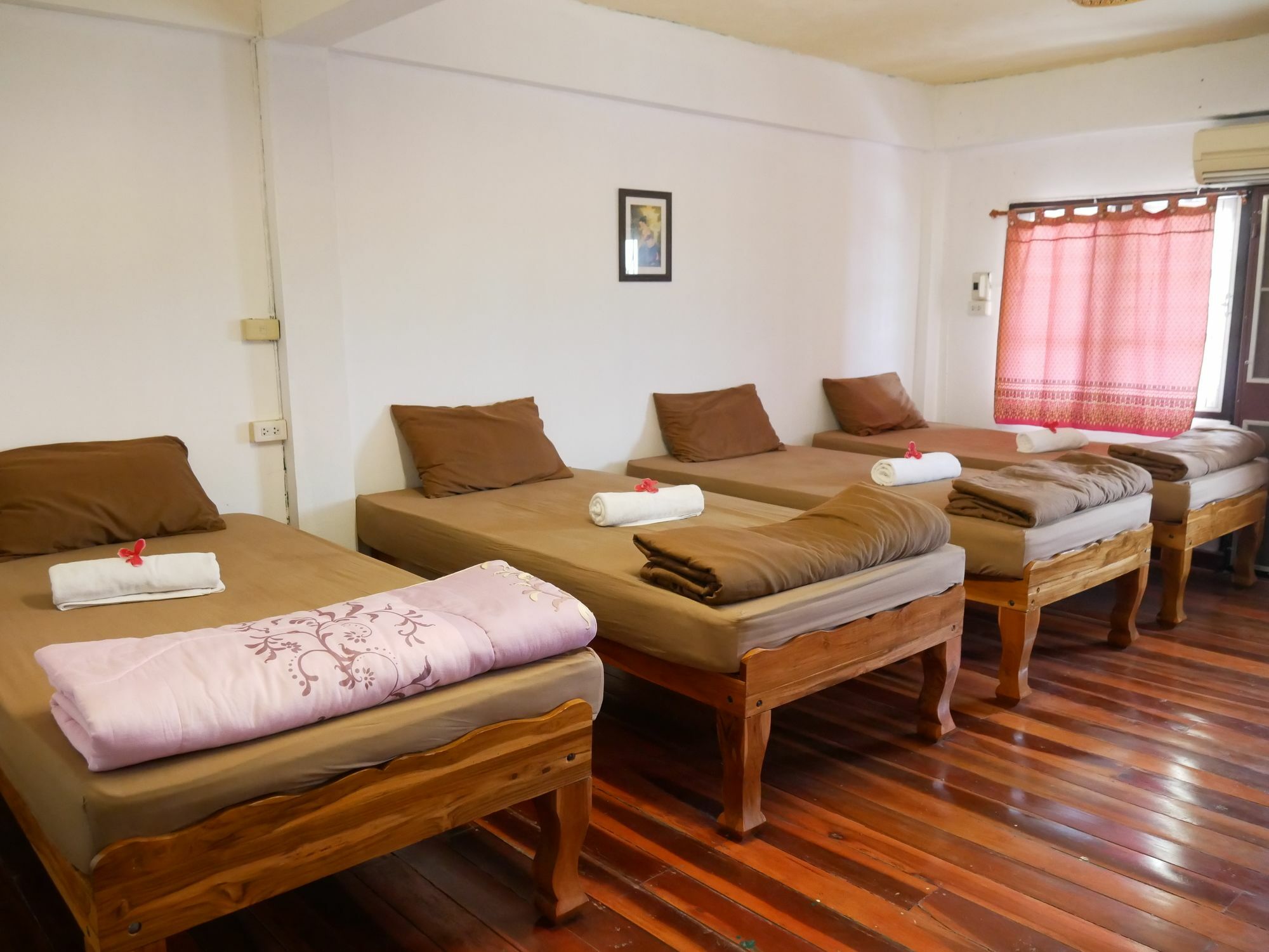 My Home Hostel Sukhothai เมืองเก่า ภายนอก รูปภาพ
