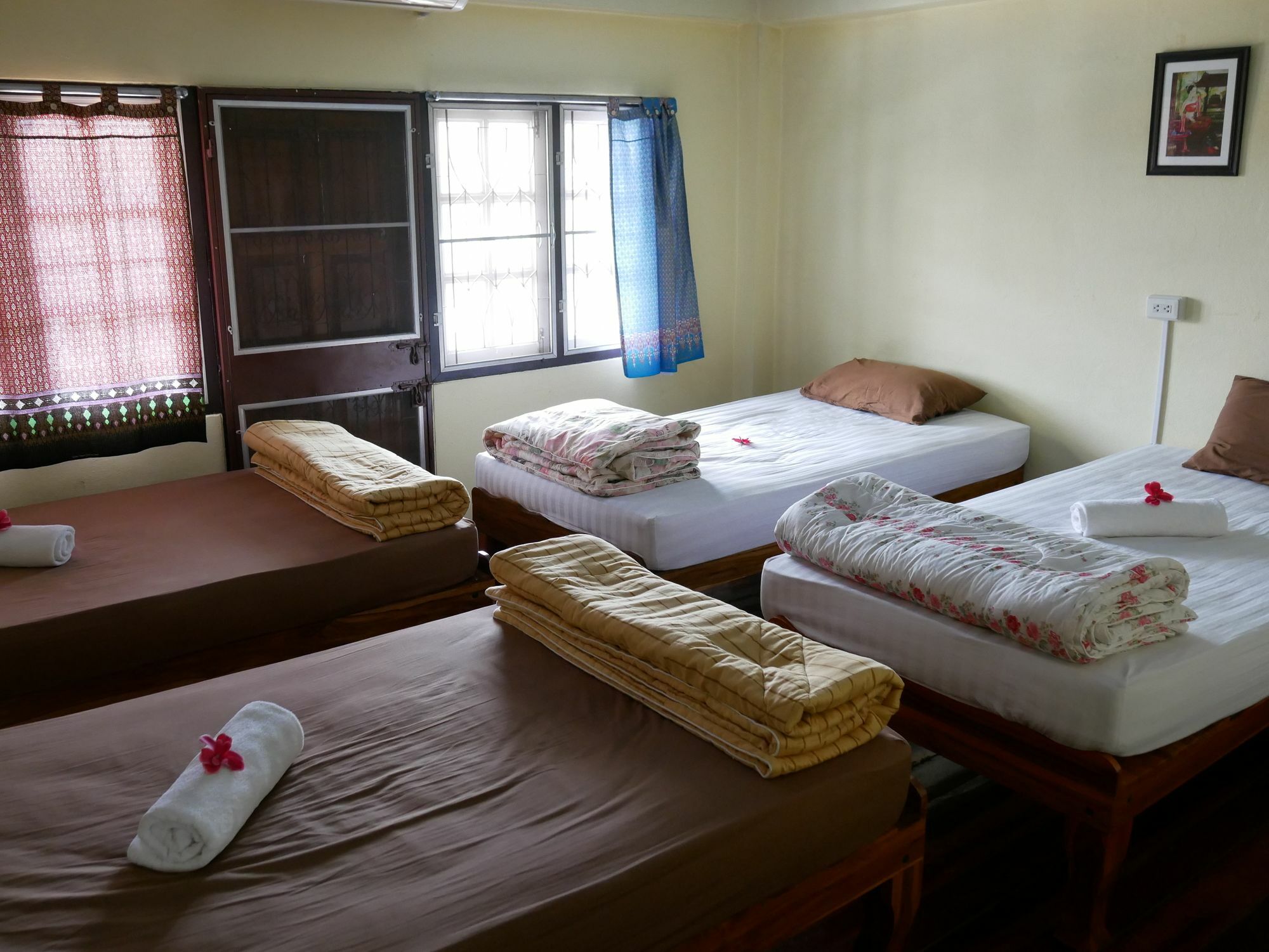 My Home Hostel Sukhothai เมืองเก่า ภายนอก รูปภาพ